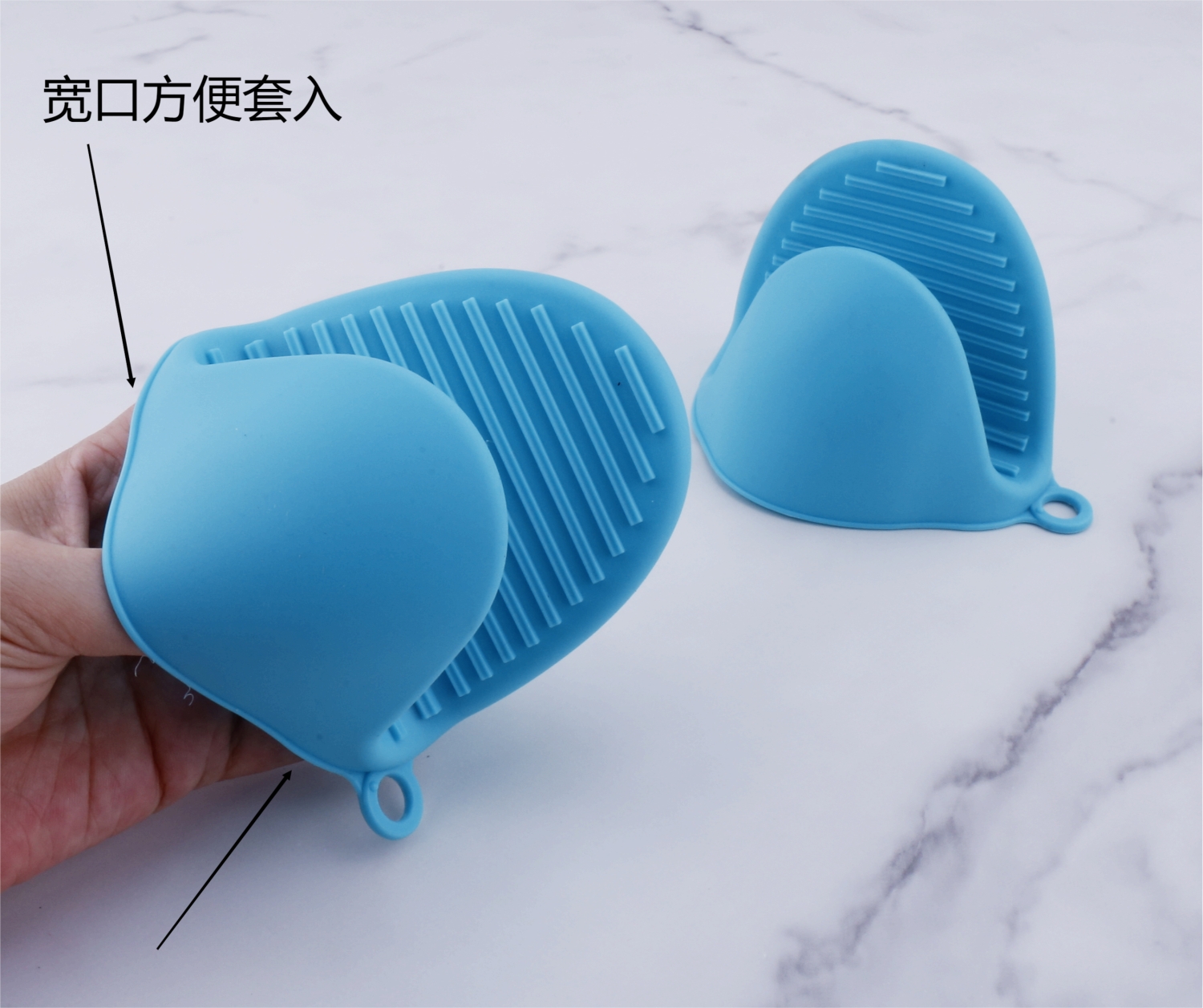 Silicone gloves